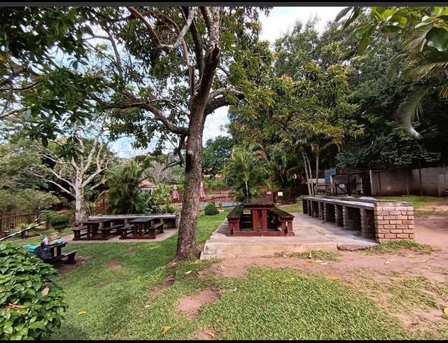 4 BEDROOM TOWNHOUSE FOR SALE IN MARINA BEACH